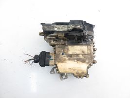 Audi A4 S4 B8 8K Etuoven lukko 