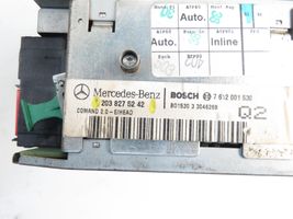 Mercedes-Benz C AMG W203 Unidad delantera de radio/CD/DVD/GPS 