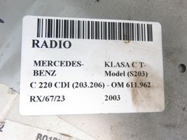 Mercedes-Benz C AMG W203 Radio/CD/DVD/GPS-pääyksikkö 