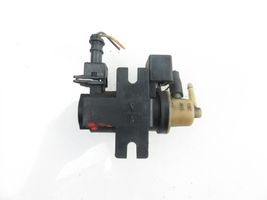 Opel Astra H Valve vacuum 