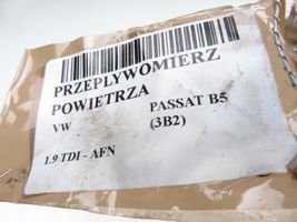 Volkswagen PASSAT B5 Przepływomierz masowy powietrza MAF 074906461