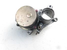 Ford Mondeo Mk III Vacuum pump 