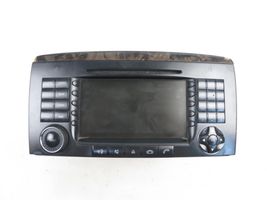 Mercedes-Benz R AMG W251 Radija/ CD/DVD grotuvas/ navigacija 