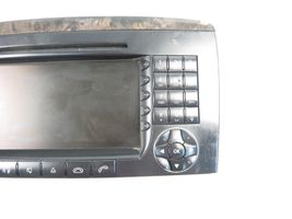 Mercedes-Benz R AMG W251 Unidad delantera de radio/CD/DVD/GPS 