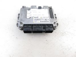 Citroen C4 I Variklio valdymo blokas 0281013331