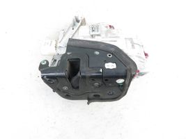 Audi A4 S4 B7 8E 8H Serratura portiera anteriore 