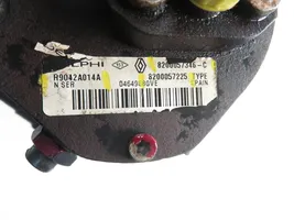 Renault Megane II Polttoaineen ruiskutuksen suurpainepumppu 8200057225