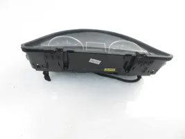 Audi A4 S4 B7 8E 8H Spidometrs (instrumentu panelī) 8E0920931D