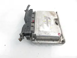 Seat Alhambra (Mk1) Calculateur moteur ECU 0281010751