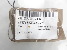 Volkswagen PASSAT B5.5 Zbiornik płynu do spryskiwaczy szyby przedniej / czołowej 