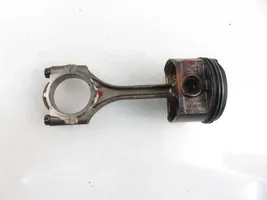 Toyota RAV 4 (XA30) Piston avec bielle 