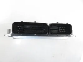 Volkswagen PASSAT B5.5 Sterownik / Moduł ECU 0281010701