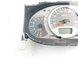 Nissan Almera Tino Compteur de vitesse tableau de bord 