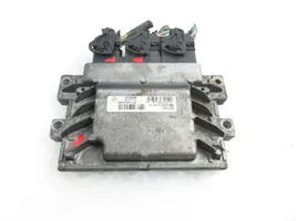 Dacia Duster Calculateur moteur ECU S180177122