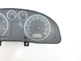 Volkswagen PASSAT B5.5 Tachimetro (quadro strumenti) 