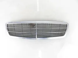 Mercedes-Benz C AMG W203 Grille de calandre avant 