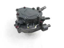 Volkswagen Touareg I Vacuum pump 