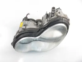 Mercedes-Benz C AMG W203 Headlight/headlamp 2038200161