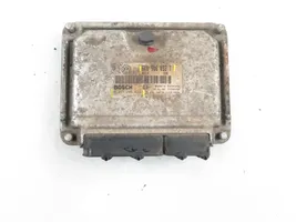 Volkswagen Polo III 6N 6N2 6NF Calculateur moteur ECU 0261206839