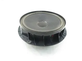 Volkswagen PASSAT CC Front door speaker 