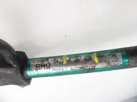 BMW 3 E46 Ilmastointilaitteen putki (A/C) 