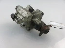 Renault Scenic I Power steering pump 7700415198