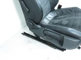 Volkswagen PASSAT CC Seat set 