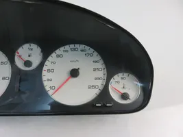 Peugeot 607 Compteur de vitesse tableau de bord 