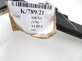 Fiat Siena Alzacristalli della portiera anteriore con motorino 