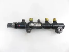 Citroen C4 I Tuyau de conduite principale de carburant 9658227880