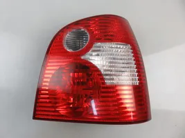 Volkswagen Polo IV 9N3 Lampa tylna 