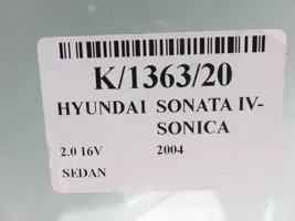 Hyundai Sonata Front door window glass four-door 