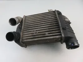 Audi A6 S6 C6 4F Chłodnica powietrza doładowującego / Intercooler 