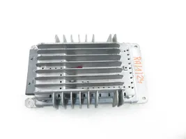 Audi A4 S4 B7 8E 8H Amplificatore 