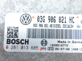 Volkswagen Golf Plus Sterownik / Moduł ECU 0281013685