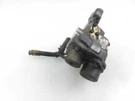 Mitsubishi Space Runner Pompe à carburant E3T01871