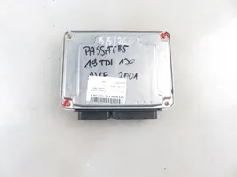 Volkswagen PASSAT B5.5 Sterownik / Moduł ECU 0281010704