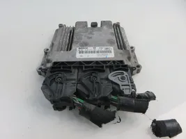Renault Master III Motorsteuergerät/-modul 237102265R