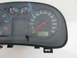 Volkswagen Golf IV Compteur de vitesse tableau de bord 110080076002