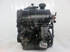 Volkswagen PASSAT B6 Silnik / Komplet 