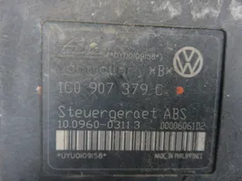 Volkswagen Golf IV Bomba de ABS 1J0614117E