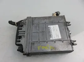 Volkswagen Golf III Calculateur moteur ECU 0281001729