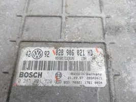 Volkswagen Golf III Variklio valdymo blokas 0281001729