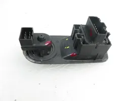 Opel Vivaro Electric window control switch 9116523