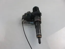 Volkswagen PASSAT B5 Inyector de combustible 0414720007