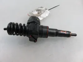 Volkswagen PASSAT B5 Injecteur de carburant 