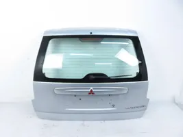 Mitsubishi Space Star Takaluukun/tavaratilan kansi 