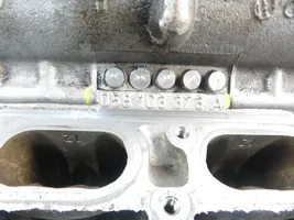 Volkswagen PASSAT B5 Engine head 