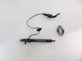 Volkswagen PASSAT B5.5 Fuel injector 