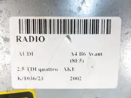 Audi A4 S4 B6 8E 8H Unité principale radio / CD / DVD / GPS 